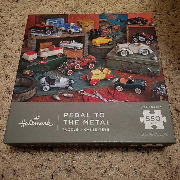 2) Hallmark Archive Collection Puzzles. Antique Cars & Mary's Bears - Picture 3 of 5